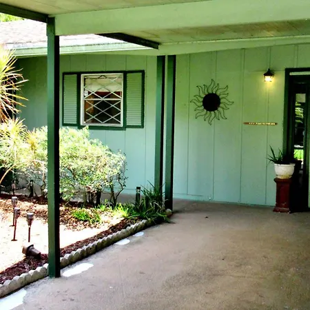 Eric And Nancy'S Boutique Bed And Breakfast